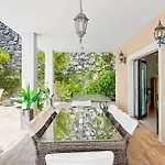 Vista Bella In Ruhiger Villengegend Mit Meerblick Villa
