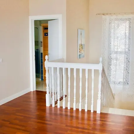 Vista Bella In Ruhiger Villengegend Mit Meerblick 别墅 阿德耶