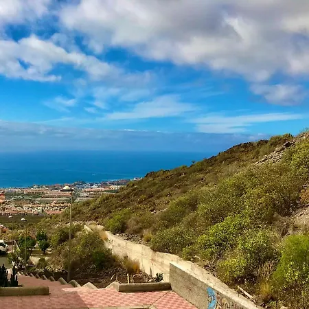 Vista Bella In Ruhiger Villengegend Mit Meerblick 别墅 *