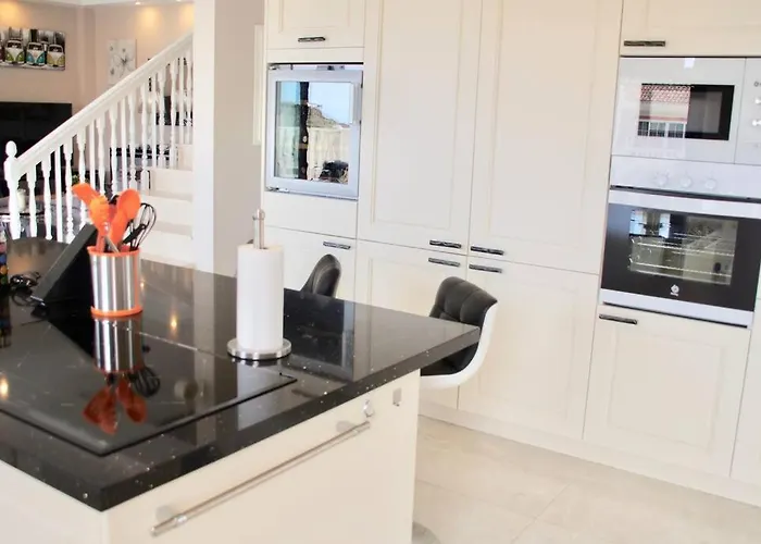 Вілла Vista Bella In Ruhiger Villengegend Mit Meerblick