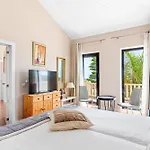 Vista Bella In Ruhiger Villengegend Mit Meerblick 别墅 阿德耶