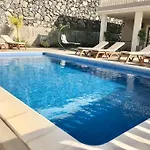 Vista Bella In Ruhiger Villengegend Mit Meerblick Villa *