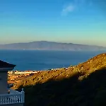 Vista Bella In Ruhiger Villengegend Mit Meerblick Villa